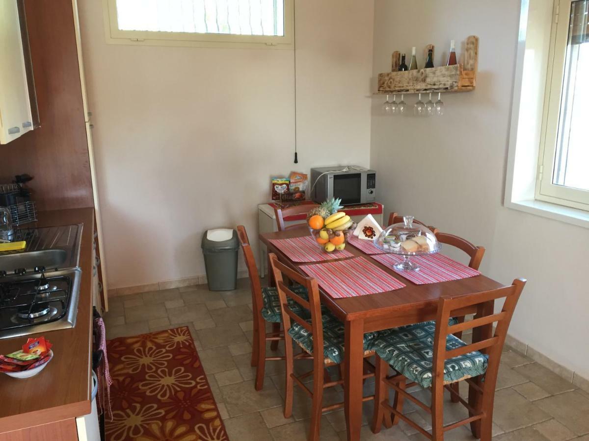 I Colori Degli Agrumi Holiday Home Floridia Exterior foto